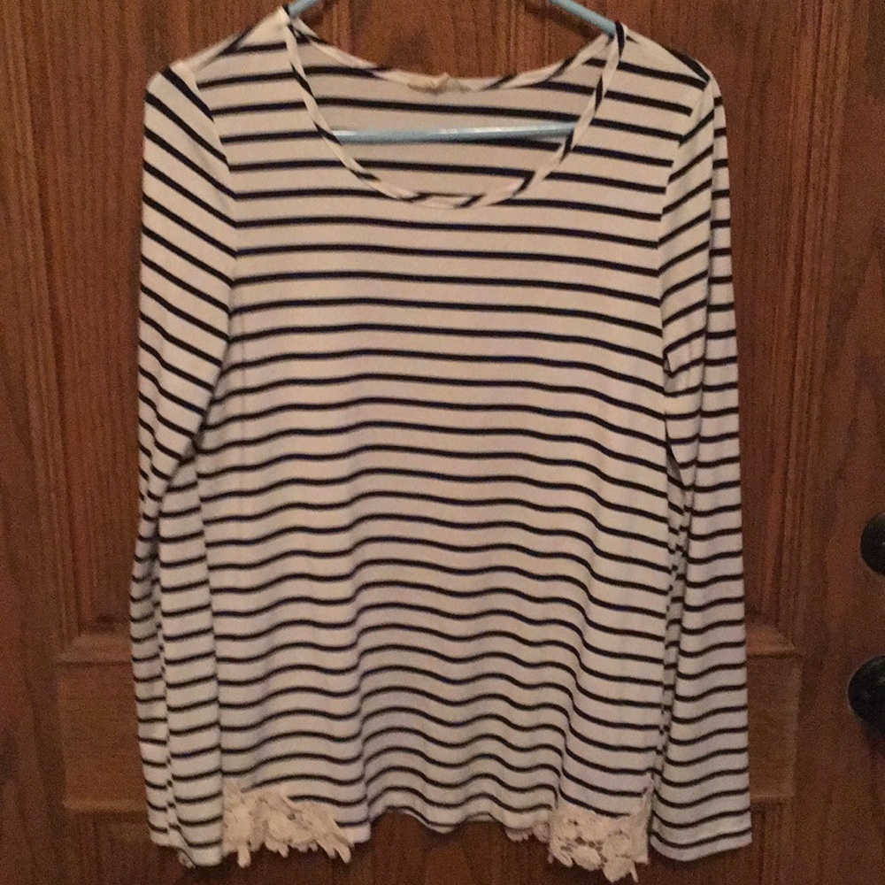 long sleeve shirt with lace trim
